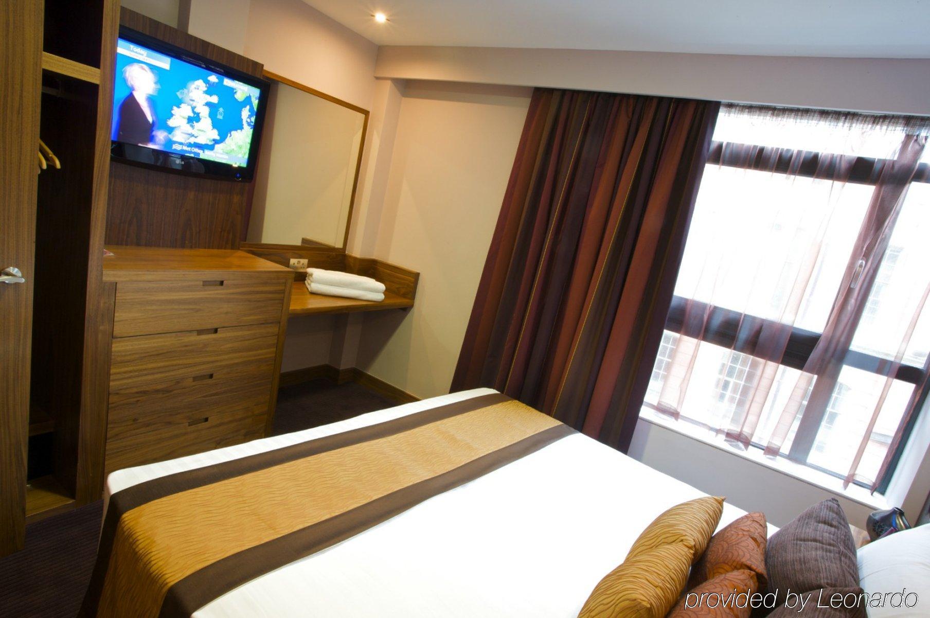 Roomzzz Leeds City Exteriér fotografie