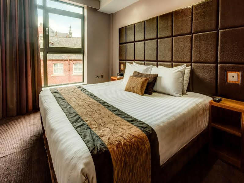 Roomzzz Leeds City Exteriér fotografie